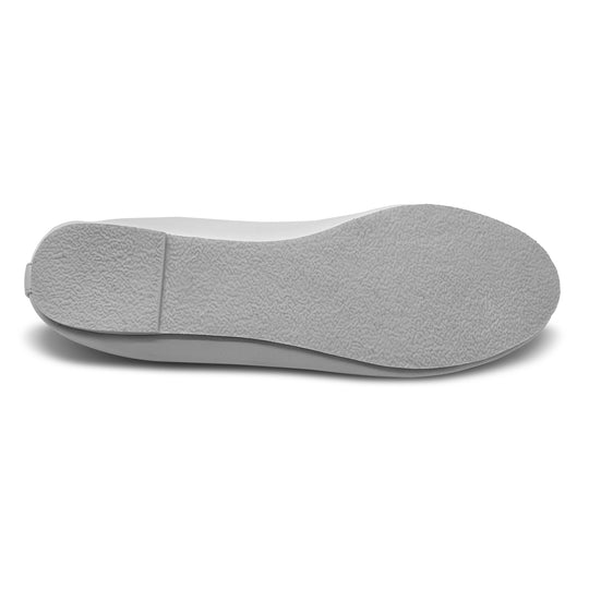 Uninterrupted White Δ Flats