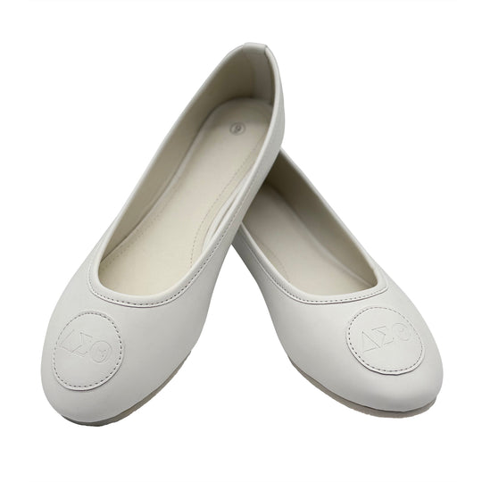Uninterrupted White Δ Flats