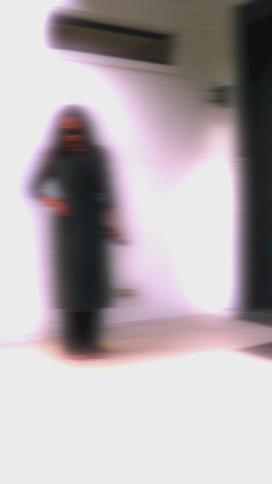 Δ Sleeveless Trench Coat-Blk